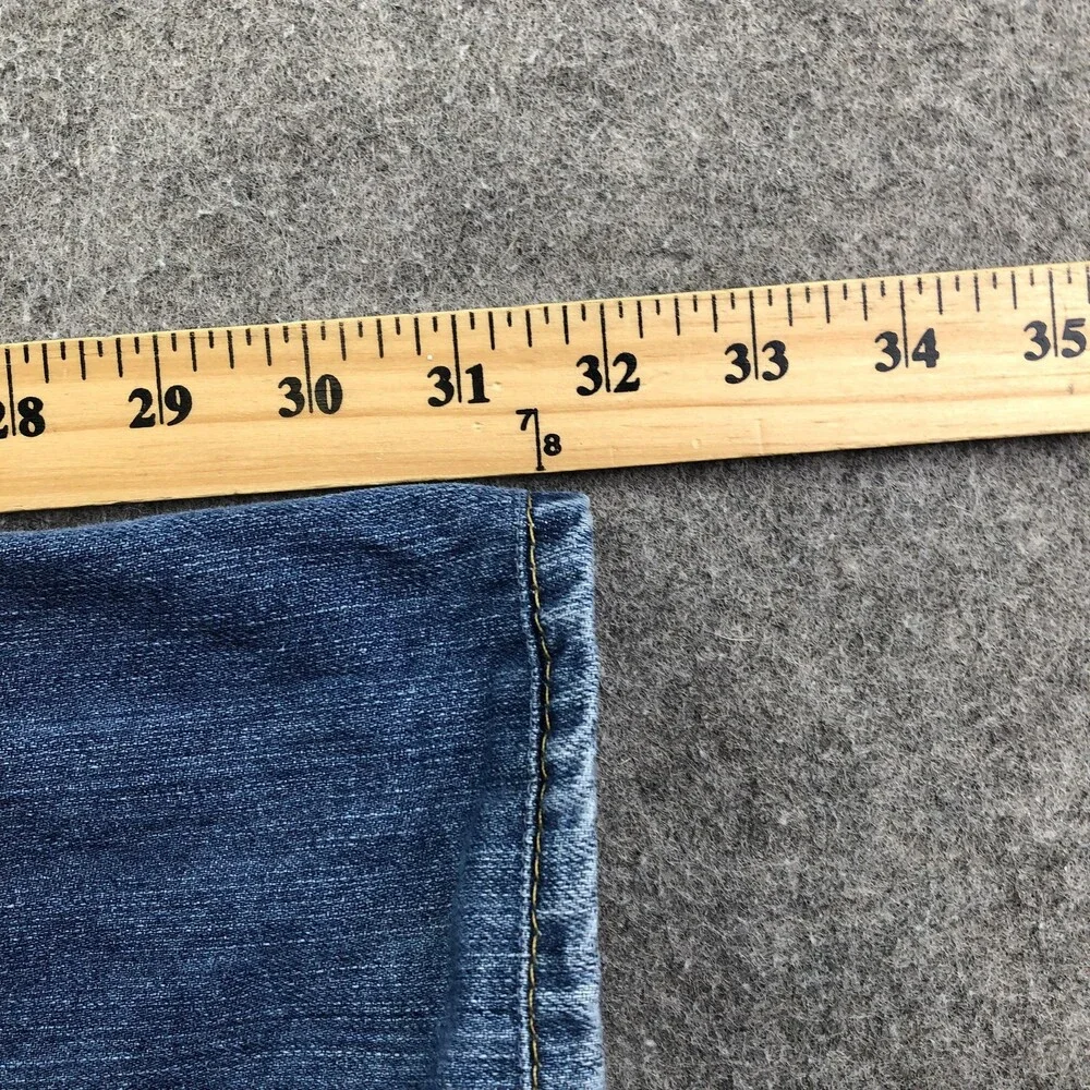True Religion Jeans Mens 32 Blue Section Straight USA Distressed Denim Pants